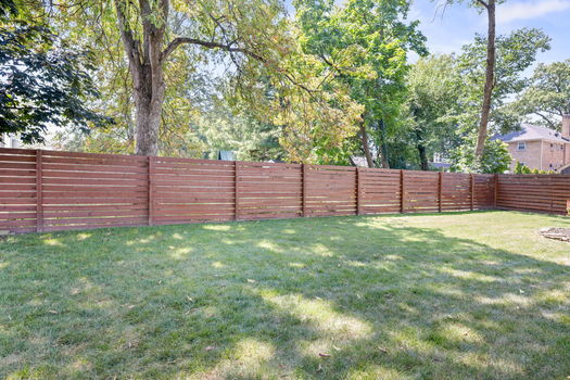 16-web-or-mls-3785 Drake Ave (16 of 58)