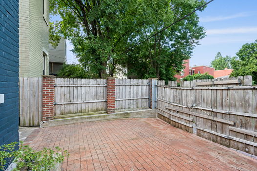 16-web-or-mls-811 Main St (16 of 75)