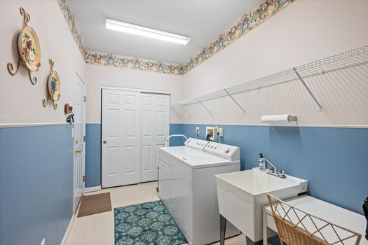 20-web-or-mls-318 Drew Dr (20 of 47)