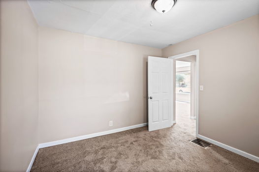 20-web-or-mls-605 Spring Ave (20 of 42)