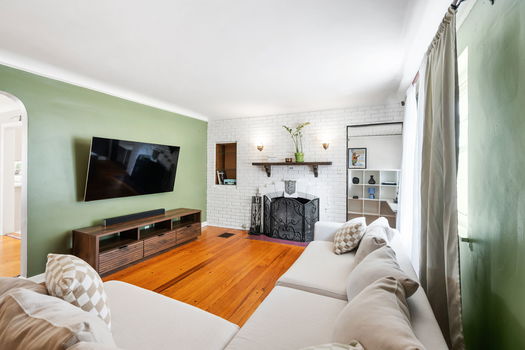 22-web-or-mls-2518 Ridgecliff (1 of 45)