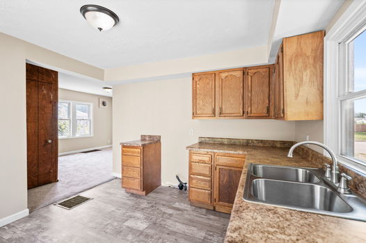 25-web-or-mls-605 Spring Ave (25 of 42)