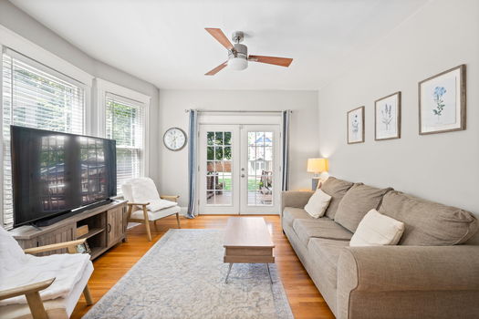 27-web-or-mls-3785 Drake Ave (27 of 58)