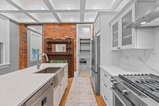 29-web-or-mls-811 Main St (29 of 75)