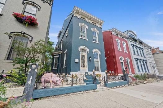3-web-or-mls-811-Main-St-3-of-75