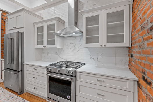 30-web-or-mls-811 Main St (30 of 75)