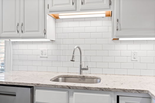 38-web-or-mls-3785 Drake Ave (38 of 58)