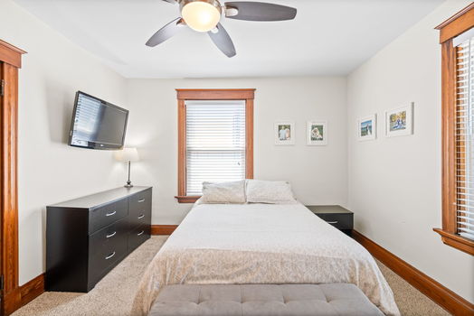 47-web-or-mls-3785 Drake Ave (47 of 58)