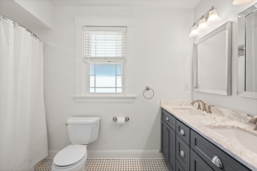 50-web-or-mls-3785 Drake Ave (50 of 58)