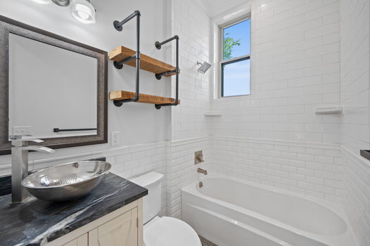 71-web-or-mls-811 Main St (71 of 75)