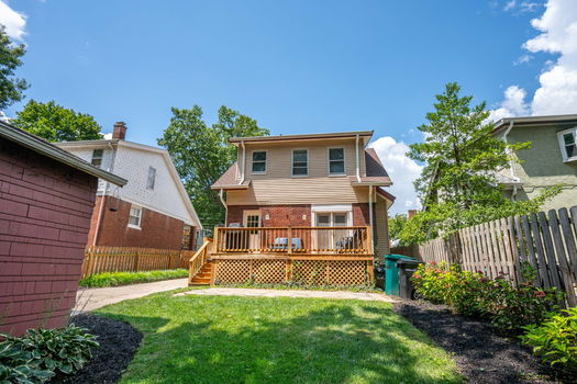 10-web-or-mls-10-print-3668 Wilshire Ave (10 of 17)