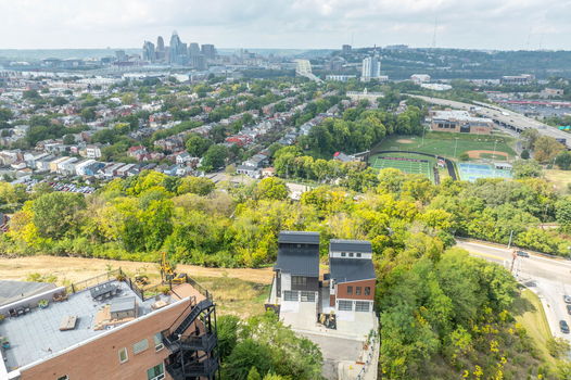 10-web-or-mls-765 E 11th St (10 of 76)