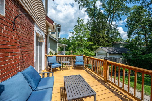 11-web-or-mls-11-print-3668 Wilshire Ave (11 of 17)