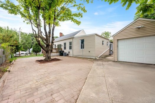 11-web-or-mls-516-E-19th-St-46-11-of-46