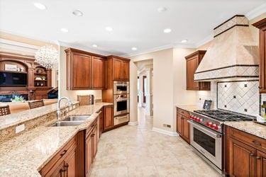 112-web-or-mls-6463 Werk Rd (112 of 121)