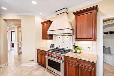 115-web-or-mls-6463 Werk Rd (115 of 121)