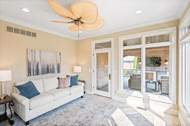 119-web-or-mls-6463 Werk Rd (119 of 121)