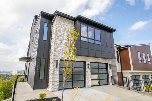 2-web-or-mls-765 E 11th St (2 of 76)