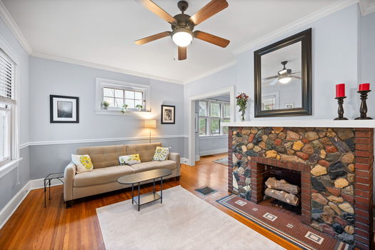 20-web-or-mls-3668 Wilshire Ave (3 of 26)