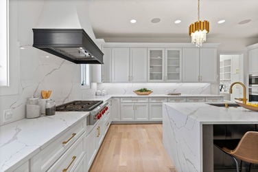 22-web-or-mls-15 Old Orchard (22 of 51)