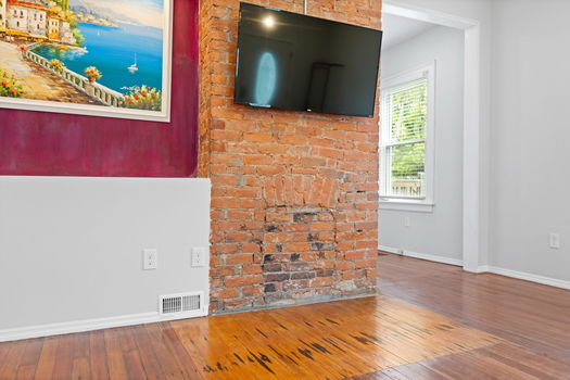 23-web-or-mls-516 E 19th St (46) (23 of 46)