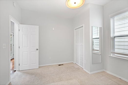 27-web-or-mls-516 E 19th St (46) (27 of 46)