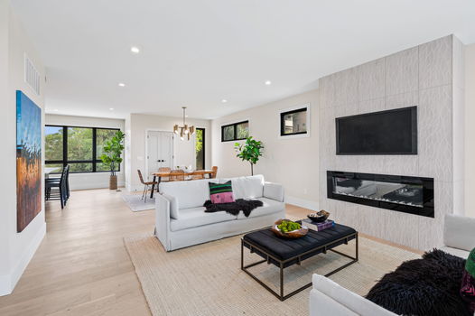 28-web-or-mls-765 E 11th St (28 of 76)