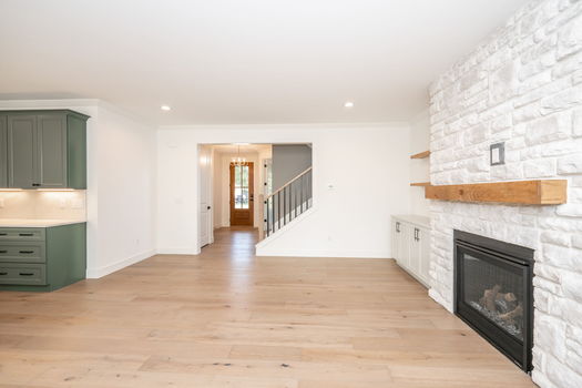 29-web-or-mls-4921 Fairview Ave (29 of 78)