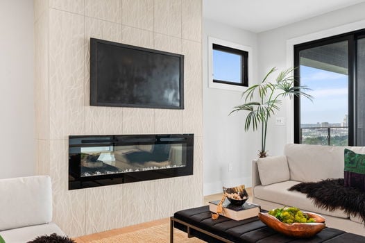 32-web-or-mls-765 E 11th St (32 of 76)