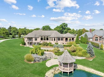 34-web-or-mls-6463-Werk-Rd-34-of-121