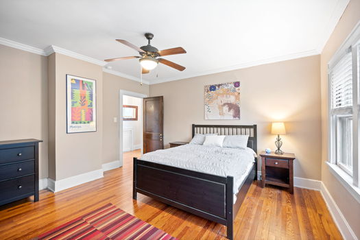 35-web-or-mls-3668 Wilshire Ave (18 of 26)