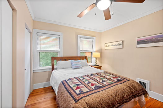 38-web-or-mls-3668 Wilshire Ave (21 of 26)