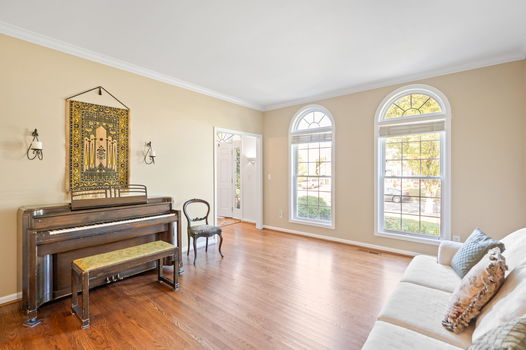 38-web-or-mls-4319 Serpentine Way (38 of 87)