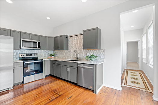 38-web-or-mls-516 E 19th St (46) (38 of 46)