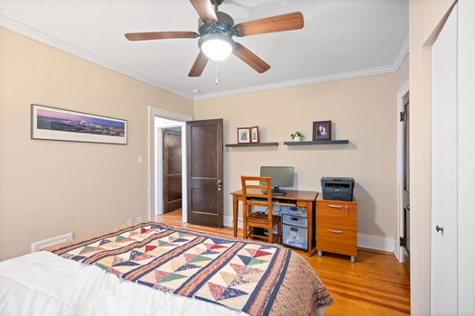 39-web-or-mls-3668 Wilshire Ave (22 of 26)