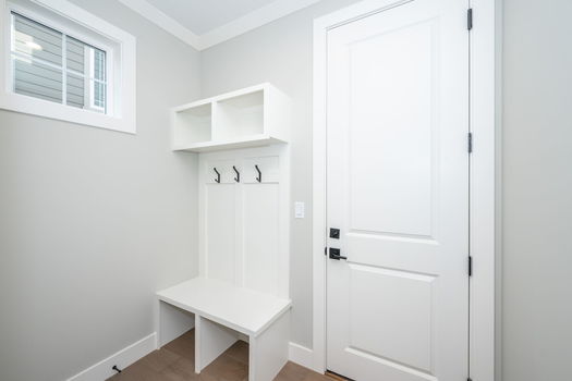 42-web-or-mls-4921 Fairview Ave (42 of 78)