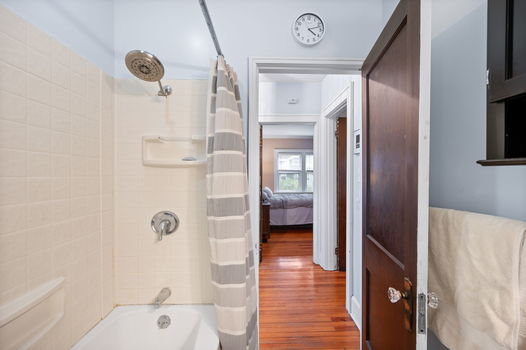 43-web-or-mls-3668 Wilshire Ave (26 of 26)