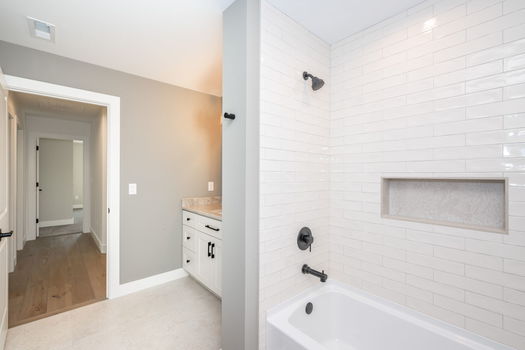 50-web-or-mls-4921 Fairview Ave (50 of 78)