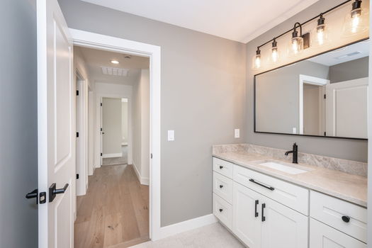 51-web-or-mls-4921 Fairview Ave (51 of 78)