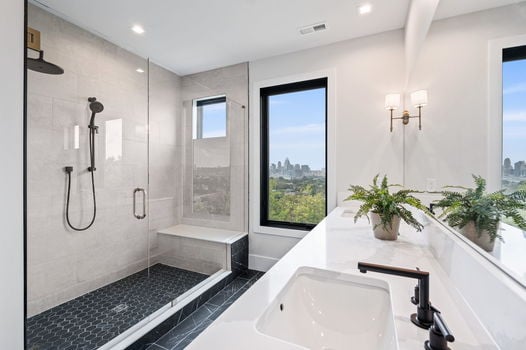 51-web-or-mls-765 E 11th St (51 of 76)