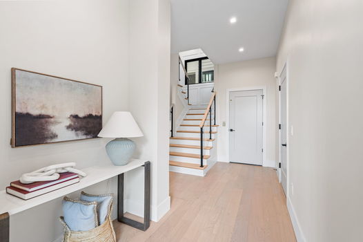 56-web-or-mls-765 E 11th St (56 of 76)