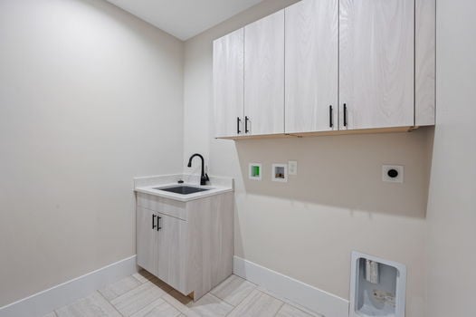 59-web-or-mls-765 E 11th St (59 of 76)