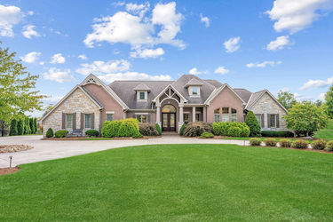 6-web-or-mls-6463-Werk-Rd-6-of-121