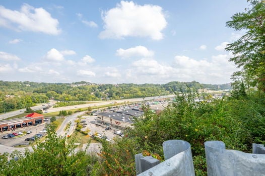 6-web-or-mls-765 E 11th St (6 of 76)