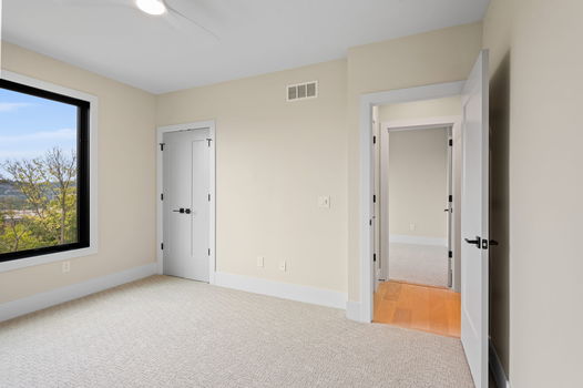 62-web-or-mls-765 E 11th St (62 of 76)