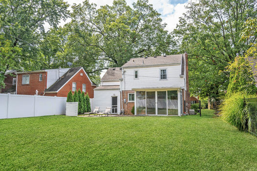 7-web-or-mls-7212-Garden-Rd-7-of-15