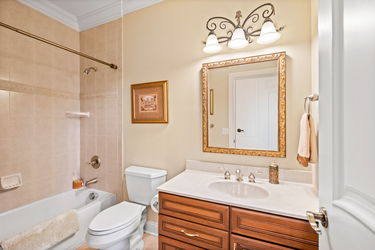 70-web-or-mls-6463 Werk Rd (70 of 121)