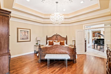 79-web-or-mls-6463 Werk Rd (79 of 121)