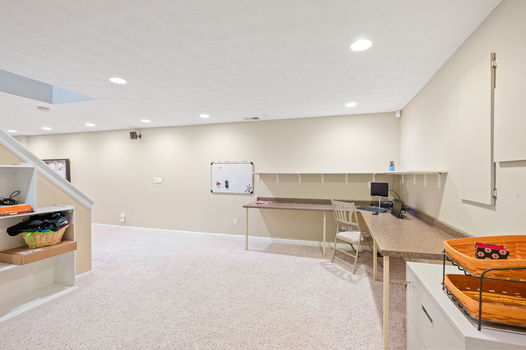 82-web-or-mls-4319 Serpentine Way (82 of 87)