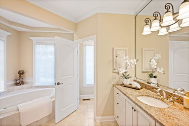 87-web-or-mls-6463 Werk Rd (87 of 121)